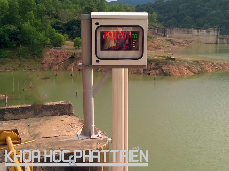 http://khoahocphattrien.vn/Images/Uploaded/Share/2018/04/19/06aThiet-bi-do-muc-nuoc.jpg